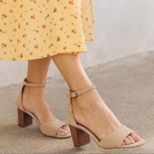 Soludos Women's Hazel Sandals 5.5 Sand Mid Height Heel Wedding Cocktail Travel